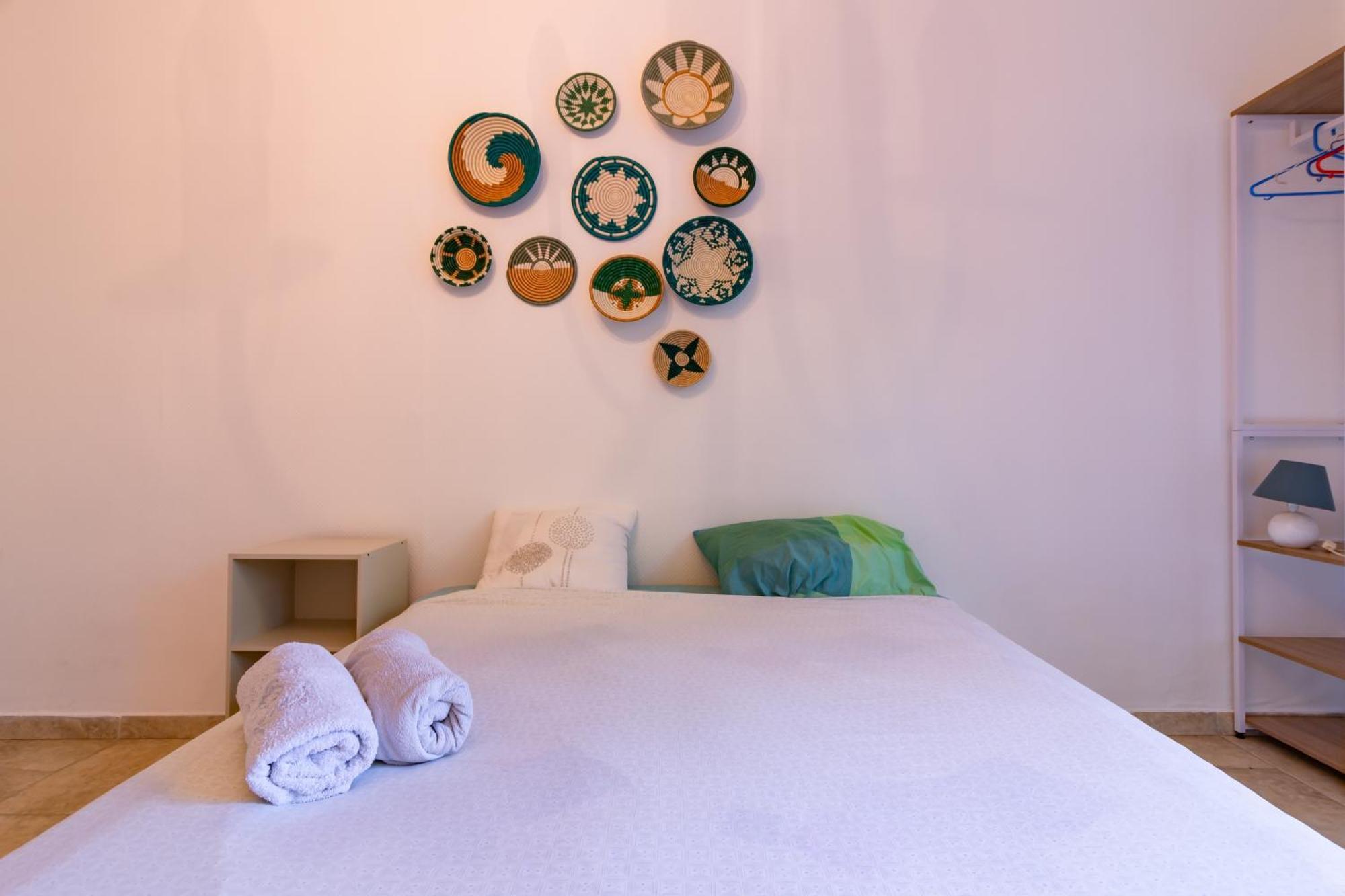 カルカソンヌLe Cerisier Des 4 Chemins - Appt 75M² Pour 6アパートメント エクステリア 写真