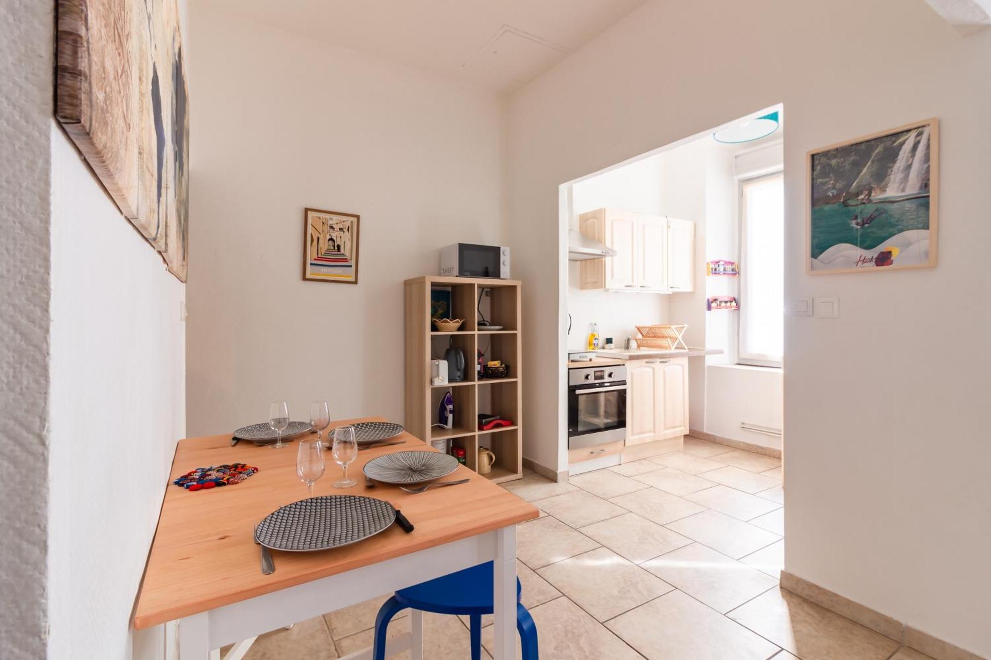 カルカソンヌLe Cerisier Des 4 Chemins - Appt 75M² Pour 6アパートメント エクステリア 写真