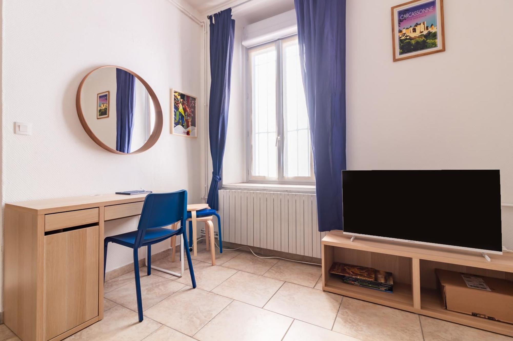 カルカソンヌLe Cerisier Des 4 Chemins - Appt 75M² Pour 6アパートメント エクステリア 写真